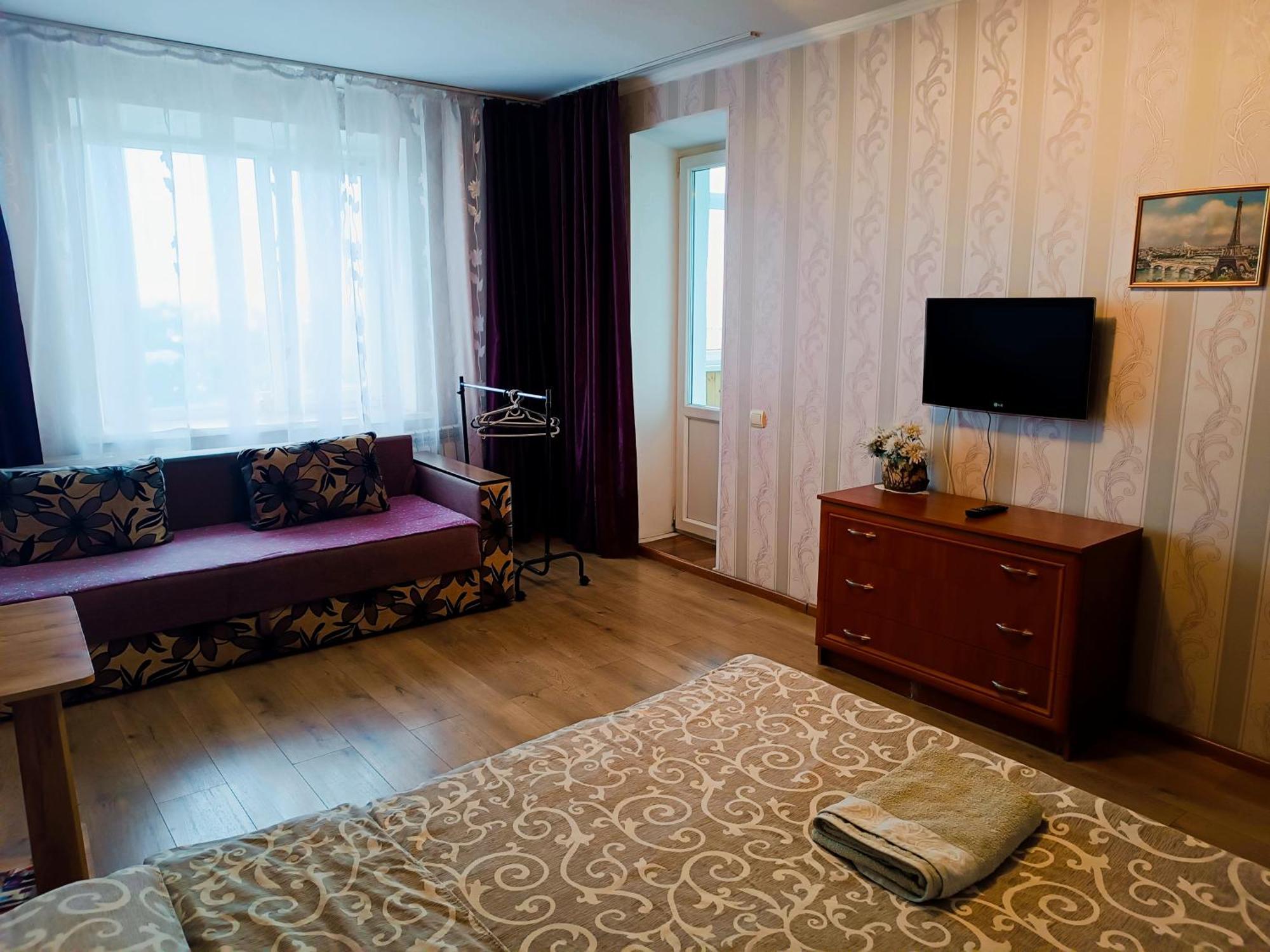 Apartment on Prospekt Peremogi Tsjernihiv Buitenkant foto