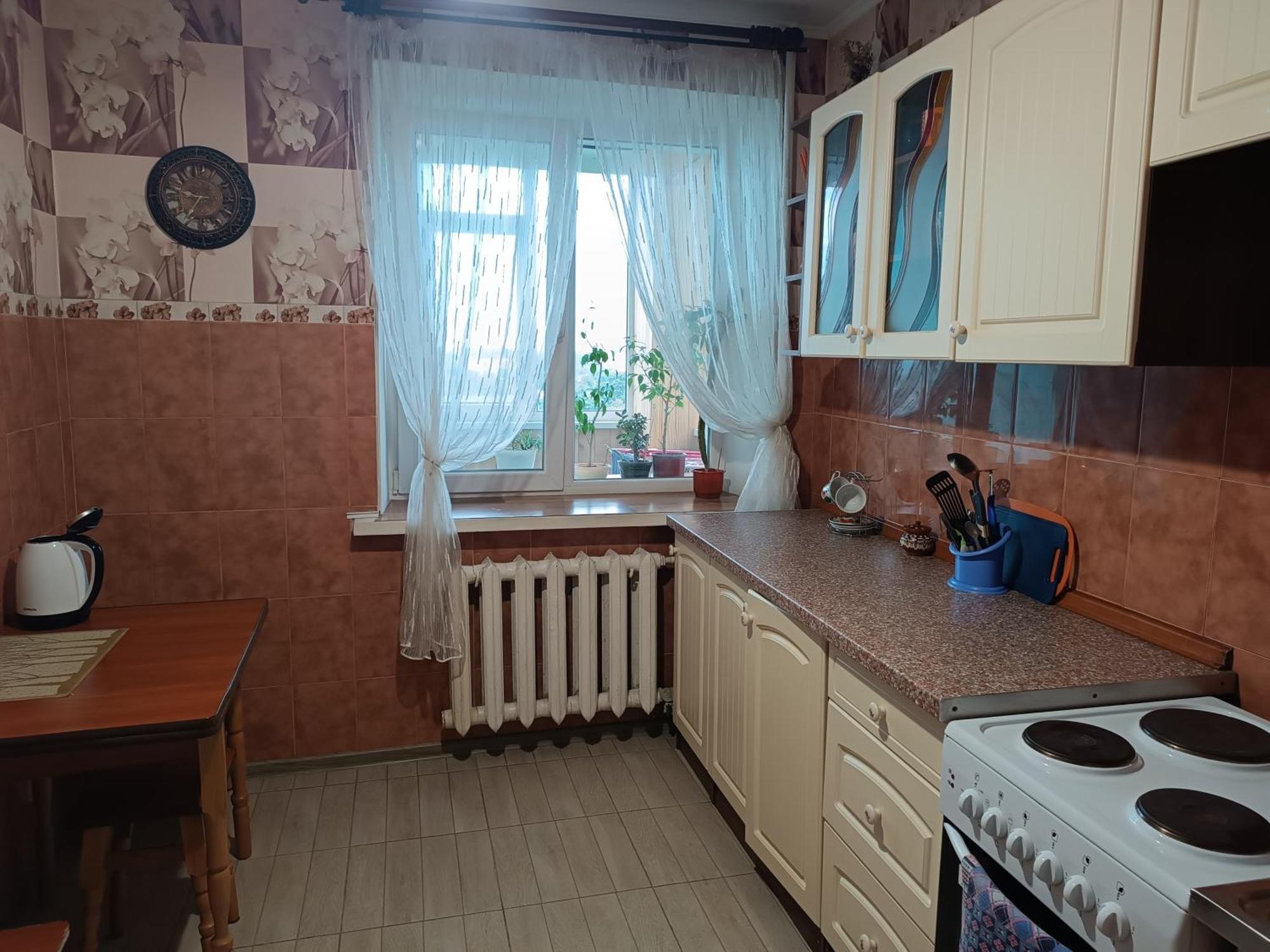 Apartment on Prospekt Peremogi Tsjernihiv Buitenkant foto