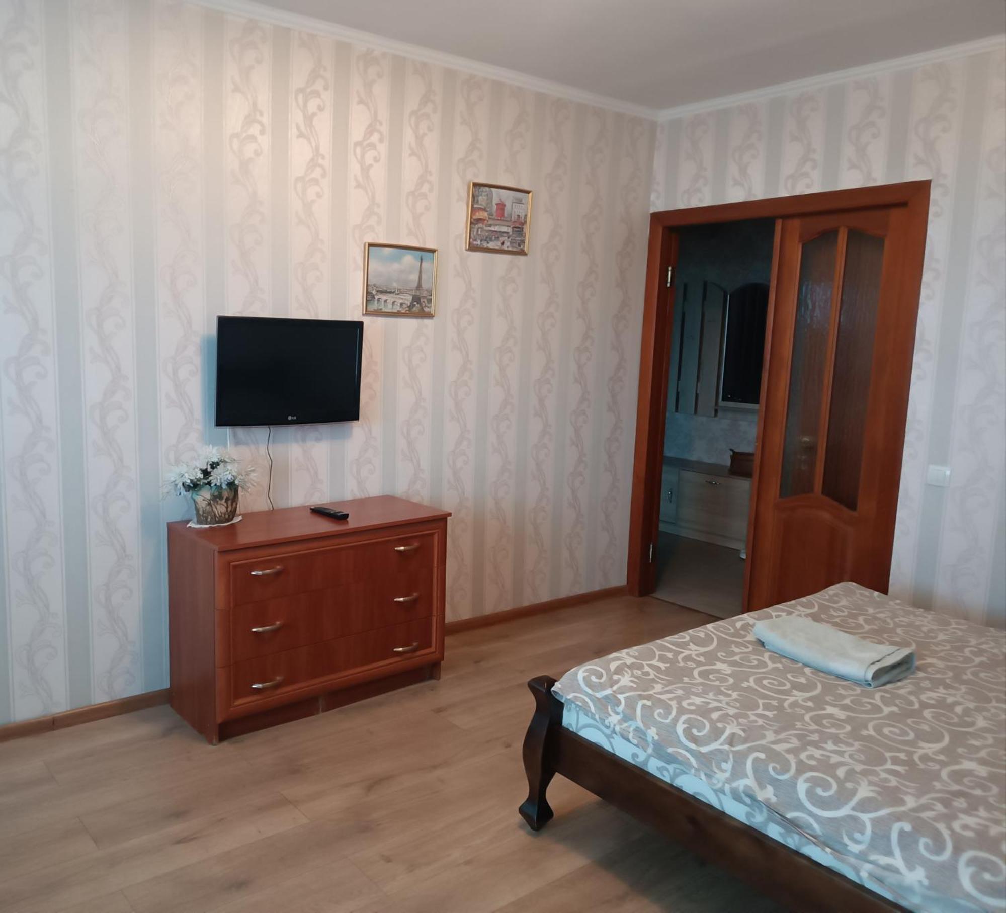 Apartment on Prospekt Peremogi Tsjernihiv Buitenkant foto